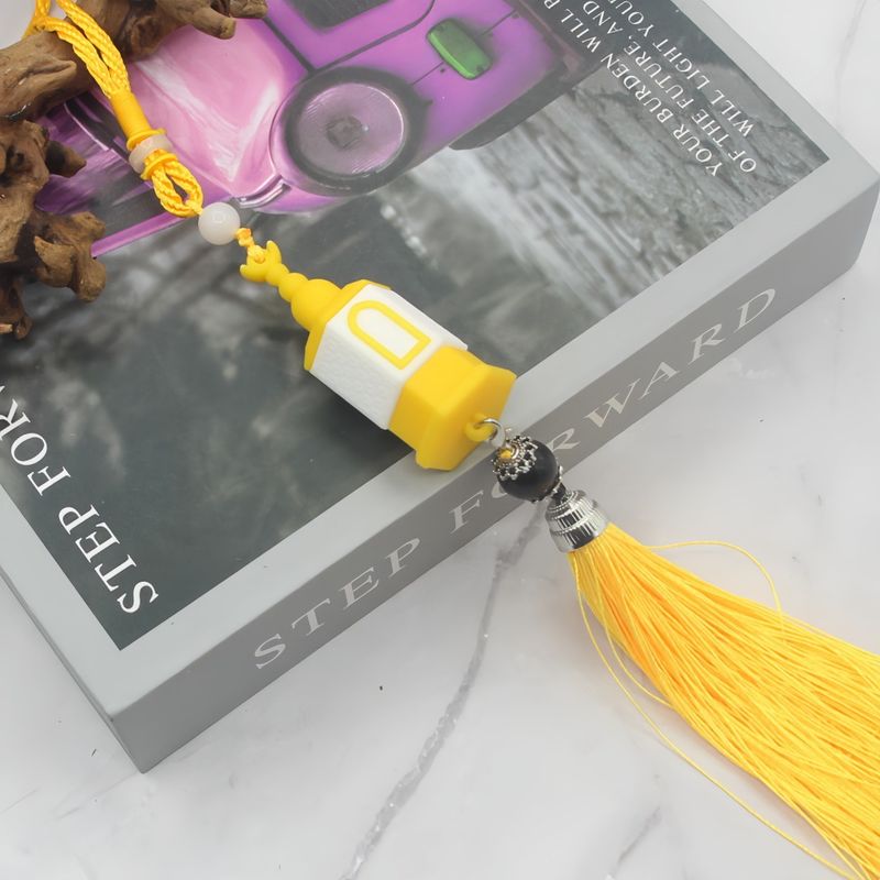 Traditional Chinese Style Car Hanging Ornament - Resin Pendant Decor For Rearview Mirror (Green/Yellow/Black Stone/Architecture Design)_autovado.com