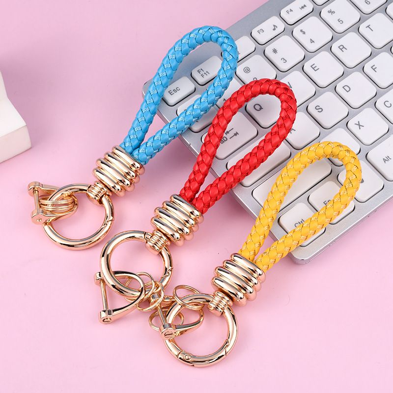 Braided Leather Rope Car Keychain Business Horseshoe Buckle Key Accessories Creative Bag Keychain Metal Pendant_autovado.com