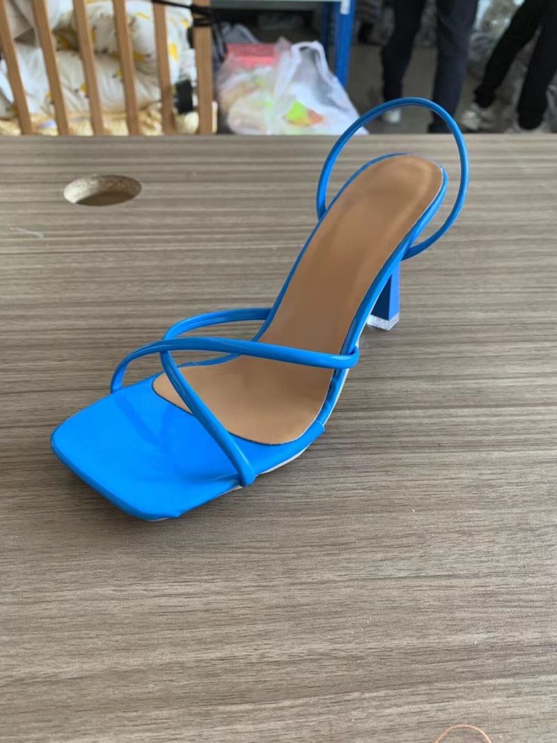 Women's fashion slippers with strappy stilettos_autovado.com