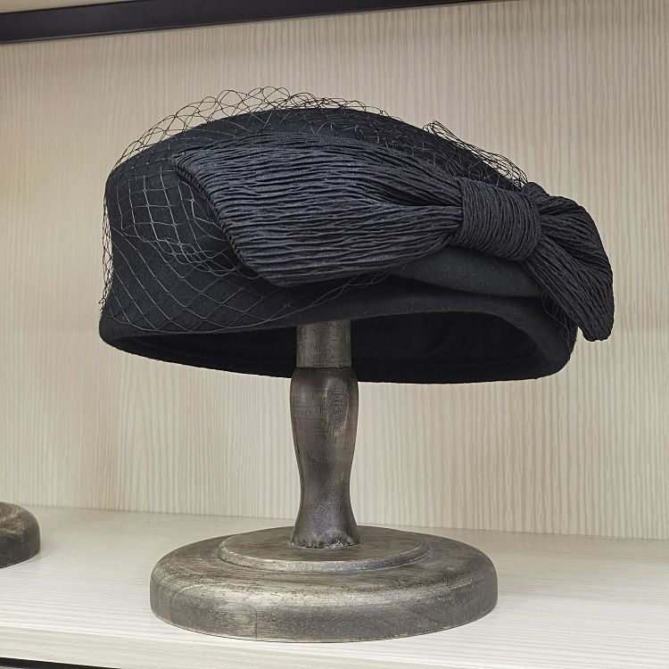 Hot Sale French Beret for Women Winter Veil Netting Bow Fascinator Hats Ladies Wedding Party Church Fedora Hat_autovado.com