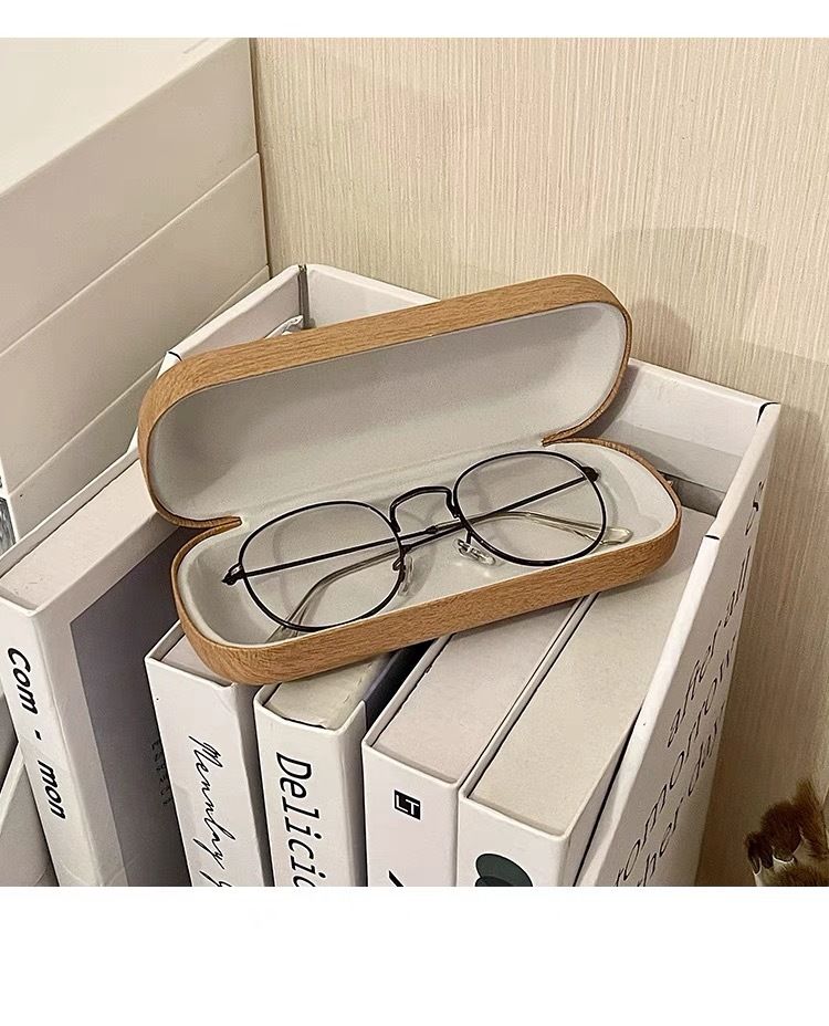 Unisex Vintage portable high-grade sunglasses glasses case ins windproof glasses storage box_autovado.com
