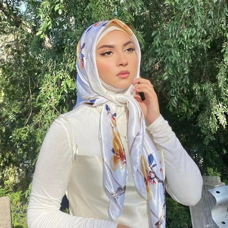 Unisex All vintage chain printed silk scarf satin color 90cm fashion square shawl woman_autovado.com