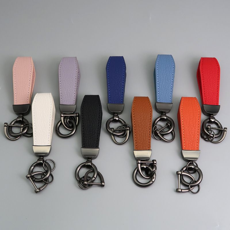 Hot Selling High Quality Fashion Lamb Pattern Car Keychain Simple Anti Lost Trendy Metal Leather Keychain_autovado.com