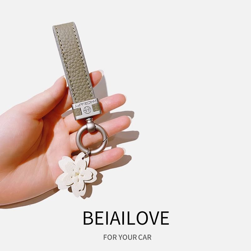 Sakura Car Keychain Women's Fashion Personality High End Genuine Leather Keychain Car Key Pendant Car Bag Ornaments_autovado.com