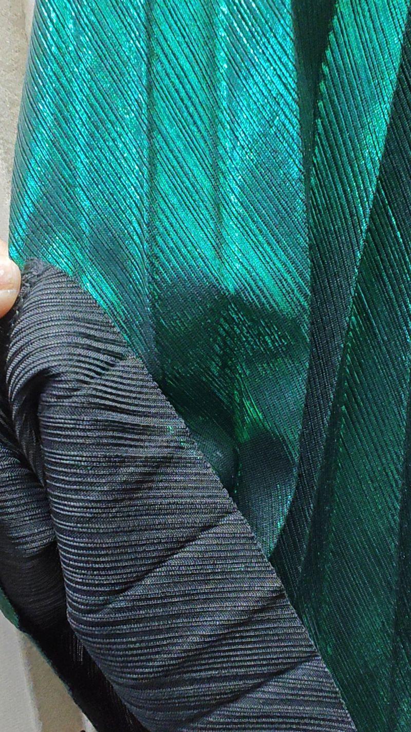 Women's Clothing autumn new high end metallic shiny silk pleated skirt high waist A line long skirt for women_autovado.com