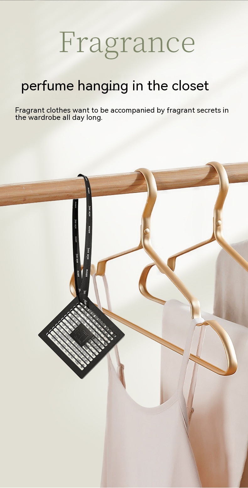Small Town Yixiang Car Fragrance Car Perfume Durable Light Fragrance Blue Wind Chime Sage Wardrobe Fragrance Pendant_autovado.com