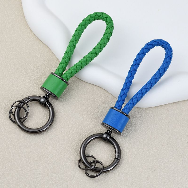 Creative Leather Car Keychain Braided Rope Metal Key Ring Cross Border Couple Key Chain Bag Small Pendant_autovado.com