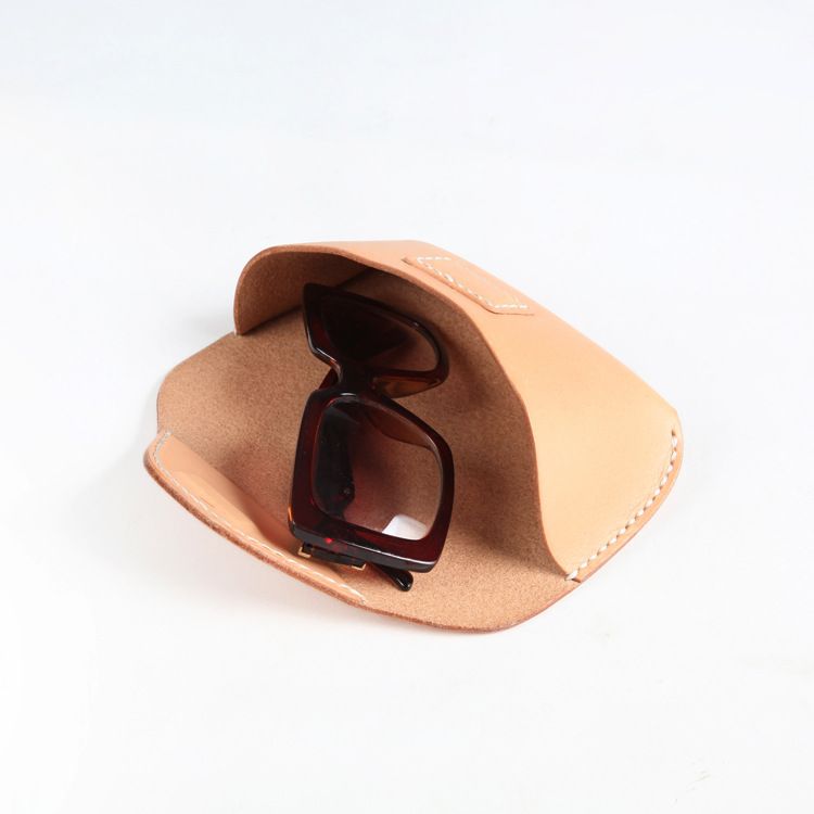 Unisex Leather glasses case cowhide sunglasses case high-grade vintage handmade glasses bag_autovado.com
